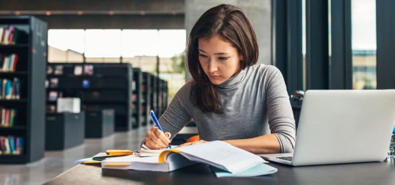 Nebenjob als Freelancer: Dein Einstieg in die Selbstständigkeit
